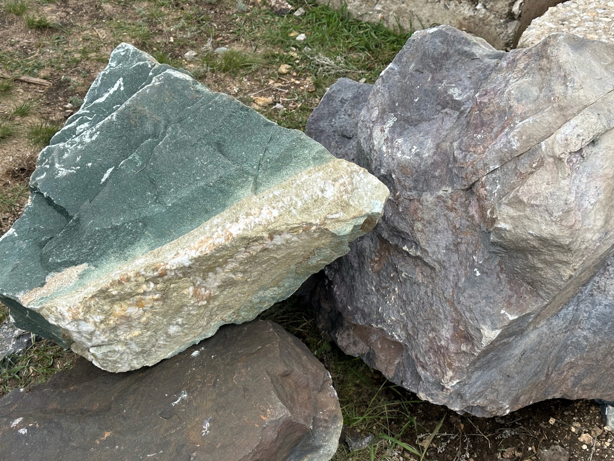 Камни для ландшафтного дизайна зелёные 10-60 килограмм купить в Грозном