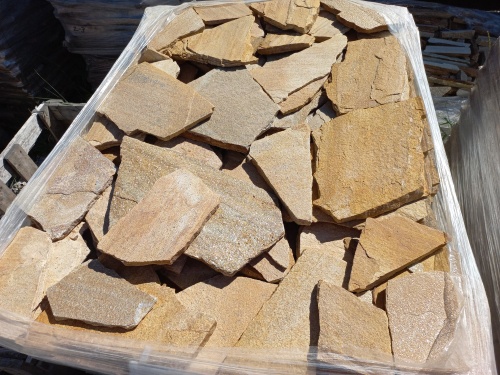 Плитняк златолит жёлтый золотистый для отмостки купить в Грозном