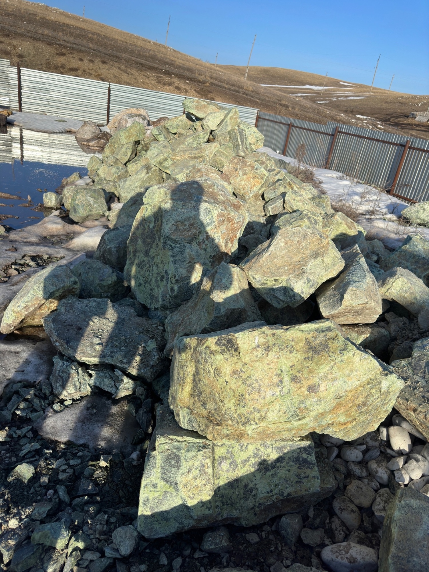 Камни для ландшафтного дизайна зелёные 10-60 килограмм купить в Грозном