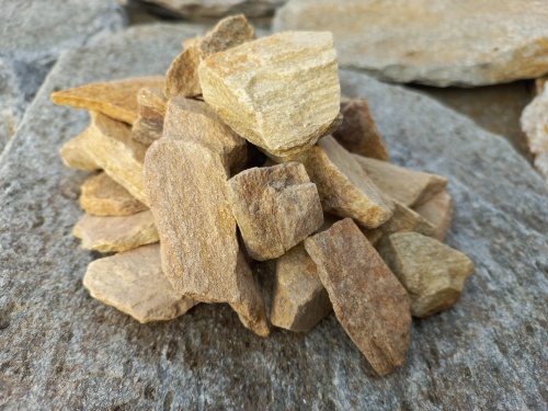 Златолит жёлтый декоративная каменная крошка купить в Грозном