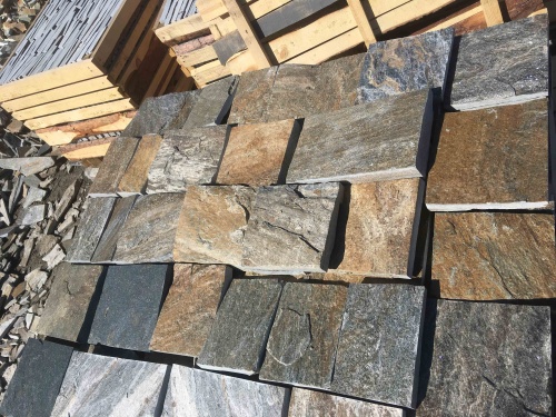 Плитка пилёная златолит Уральский для цоколя, отмостки купить в Грозном