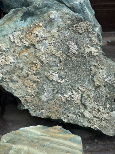 Ландшафтные глыбы зелёные 200-500 килограмм купить в Грозном