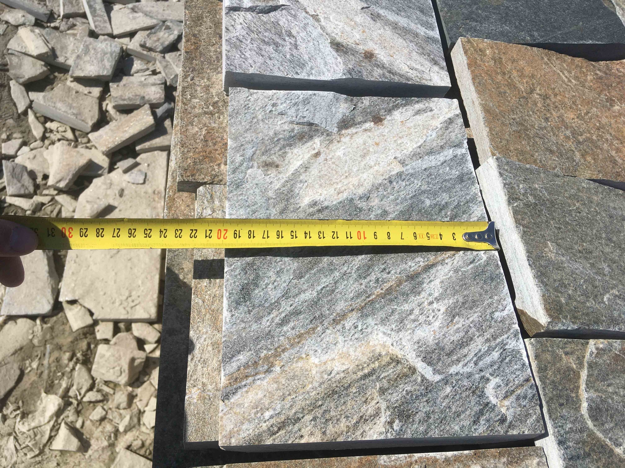 Плитка пилёная златолит Уральский для фасада купить в Грозном