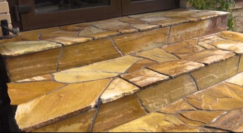 Плитняк златолит жёлтый золотистый для отмостки купить в Грозном